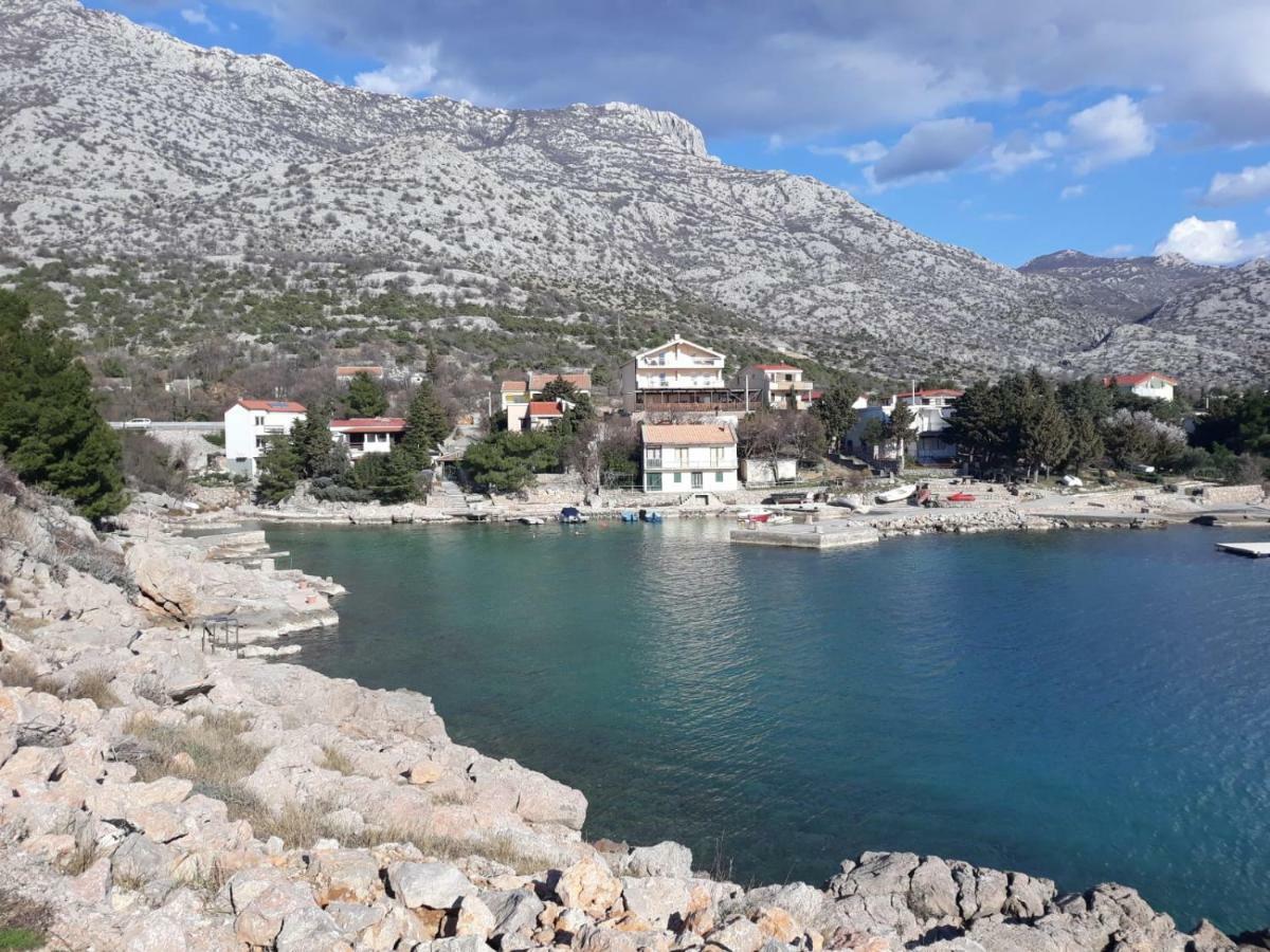 Apartman Grospic 2 Cesarica Εξωτερικό φωτογραφία
